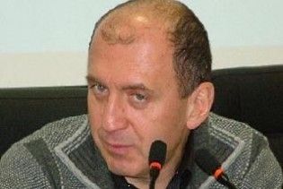 Канада звинувачує російського сенатора у контрабанді зброї та алмазів