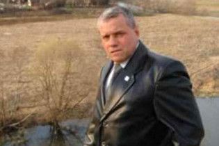 Лідер російських націоналістів попросив політичного притулку в Україні