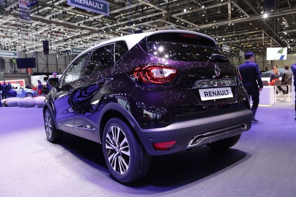 Renault Captur Initiale Paris