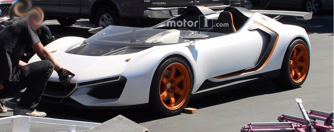 В США "засветился" загадочный родстер Honda