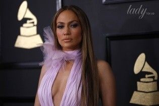 Дженнифер Лопес показала интимное фото с новым возлюбленным