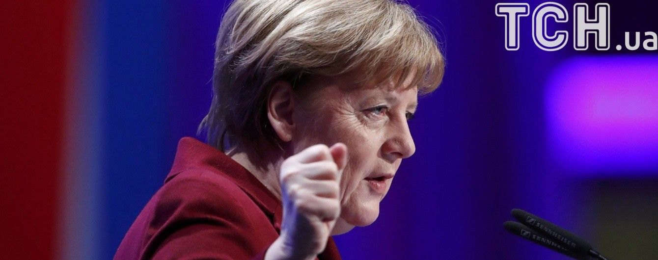 Премьер Баварии назвал дату и место встречи Меркель и Путина
