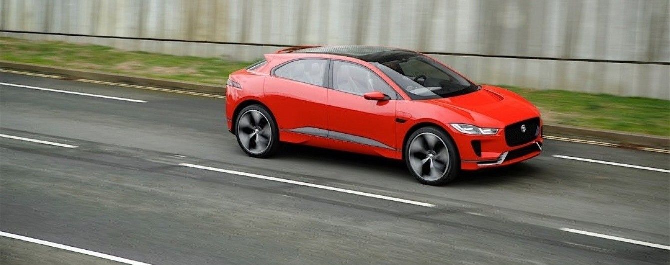 По улицам Лондона прокатился электрический кроссовер Jaguar I-Pace