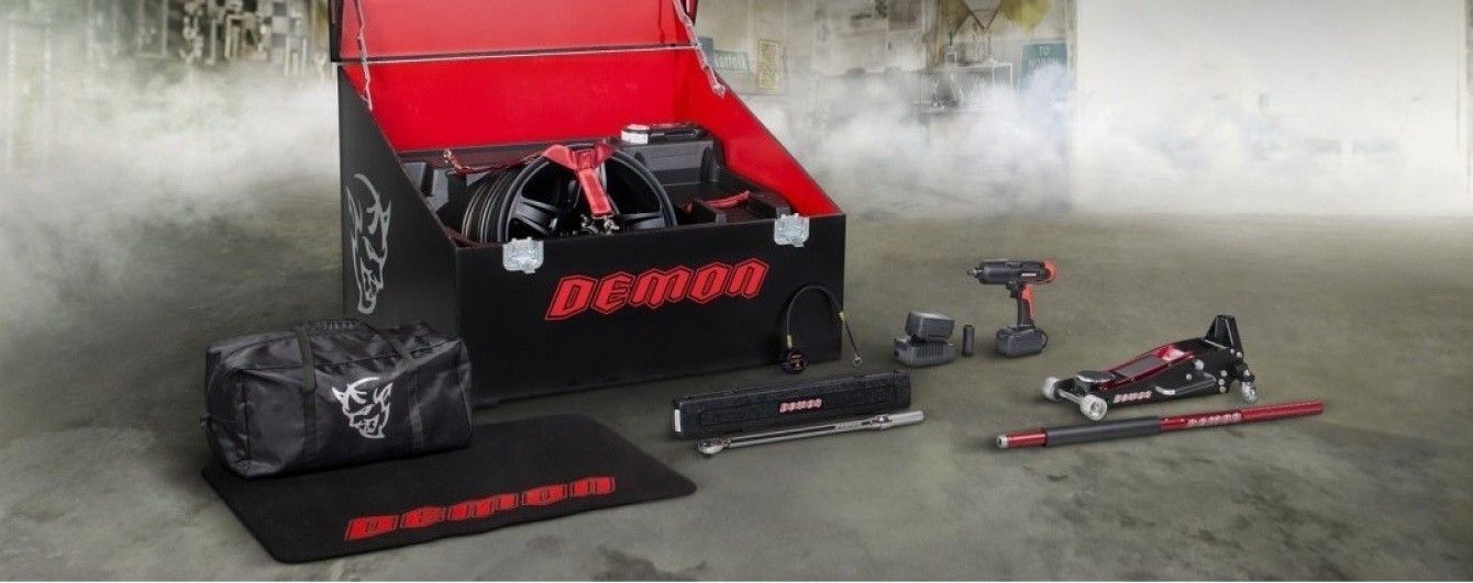 Dodge "открыл" ящик с инструментами для Challenger SRT Demon