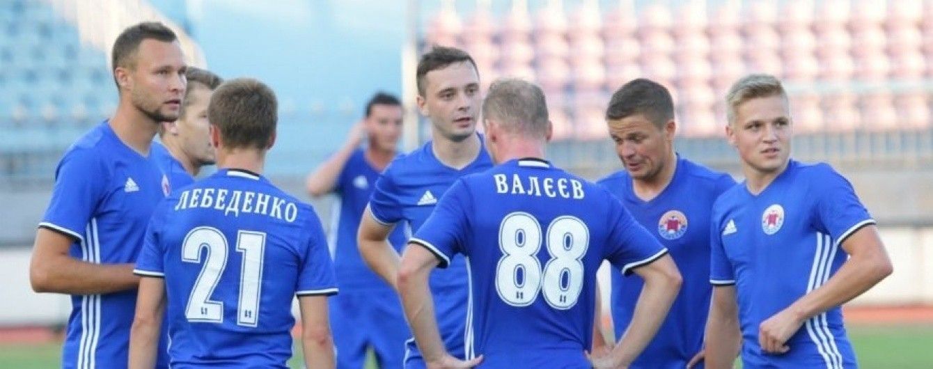 Шість клубів Першої ліги проходять перевірку на "еліту"