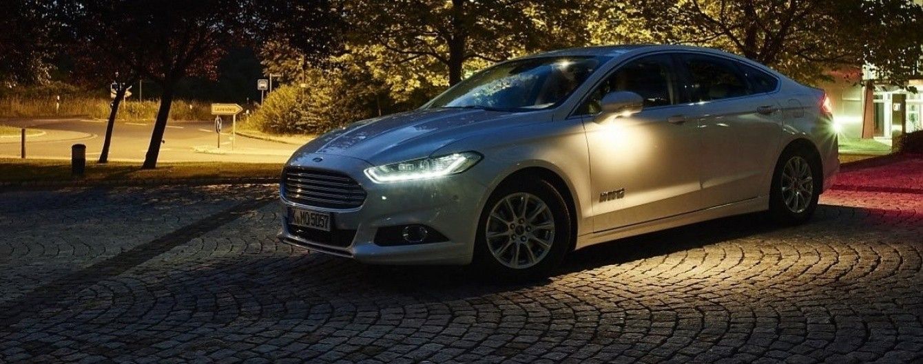 Автомобили Ford получат систему обнаружения пешеходов ночью