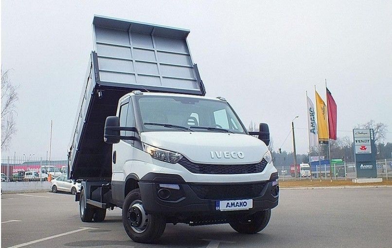 самосвал Iveco Daily