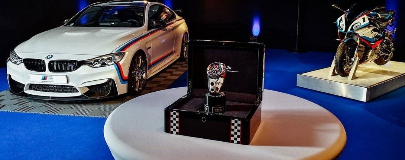 BMW выпустила специальную версию купе M4 с двумя "подарками"