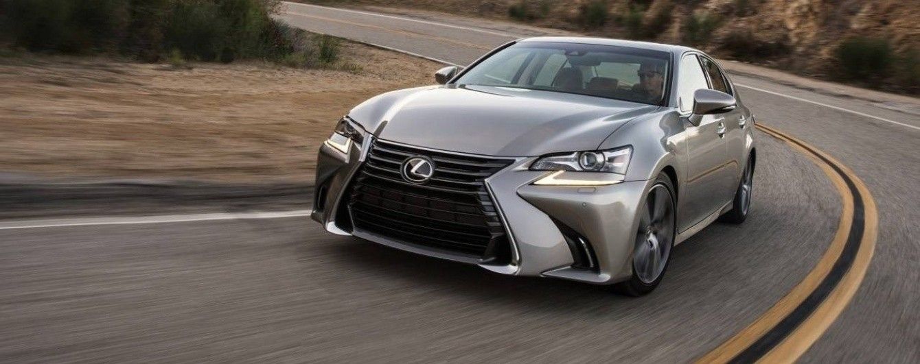 Lexus планирует исключить из модельного ряда седан GS
