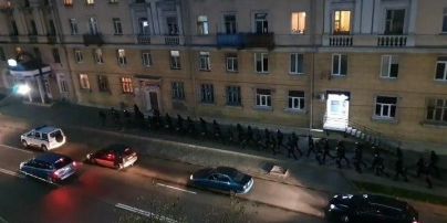 В Мінську почали застосовувати зброю проти мітингувальників