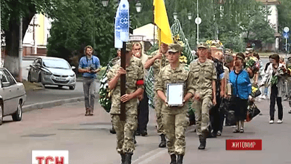 В Житомире попрощались с бойцом 30 бригады Юрием Омельчаком
