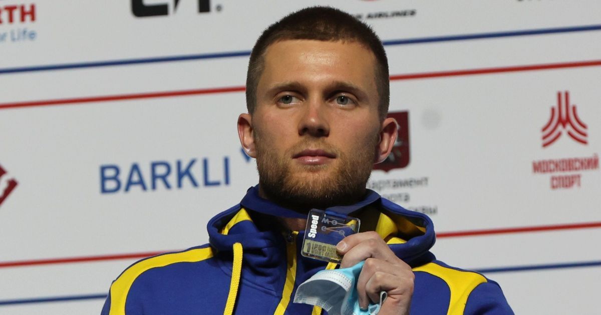 "Парня разорвало в куски, а собаки ели его ногу": чемпион мира по скалолазанию рассказал об ужасной гибели товарища в Мариуполе
