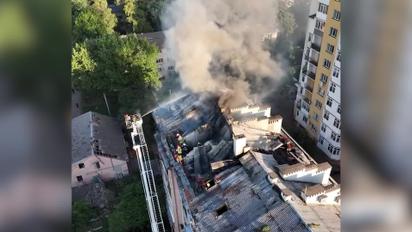 У ДСНС показали страшні наслідки ракетного удару росіян по Львову: відео