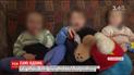 На Житомирщине горе-родители ушли в гости на 2 дня, оставив 3 маленьких детей без еды в холодном доме