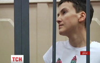 Виснажену голодуванням Савченко можуть перевести у звичайну лікарню