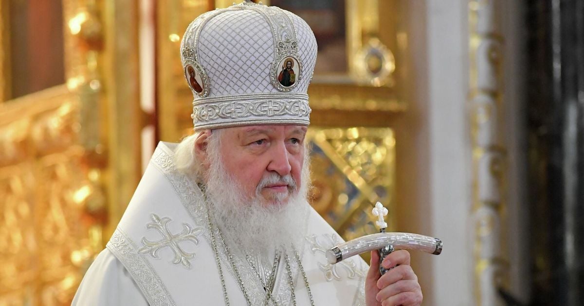 УПЦ МП выгоняют из Лавры: патриарх Кирилл призвал защитить "колыбель русской цивилизации"