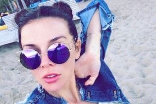 Беременная Анна Седокова обнажила немалый живот и намекнула на свадьбу