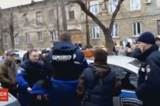 В Одесі на одному з базарів продавці побили приватних охоронців