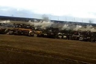 Опубліковано відео шквальних обстрілів Водяного з "Градів" бойовиків