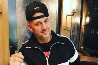 Потап зробив селфі з Поплавським у жіночому туалеті