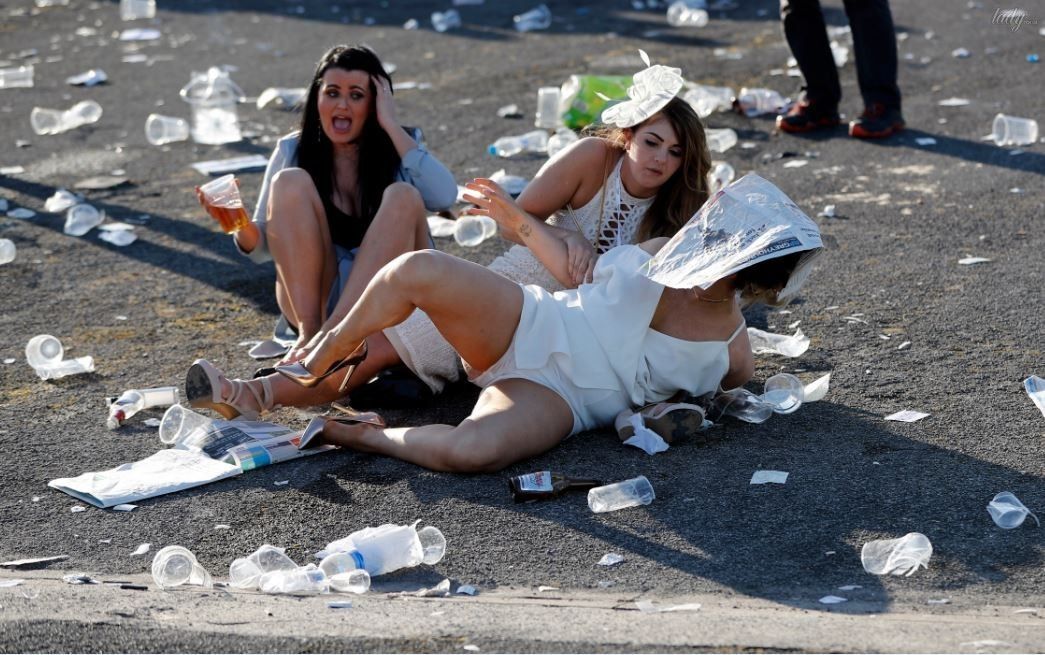 Скачки Grand National в Ливерпуле_21