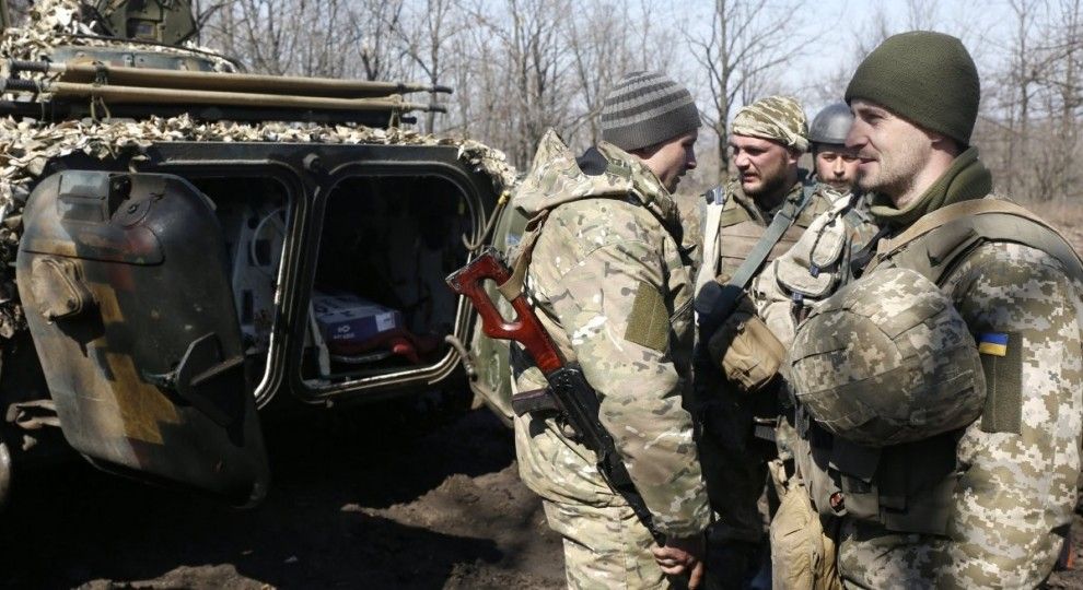 Нічні обстріли бойовиків та вогонь українських військових у відповідь. Дайджест АТО