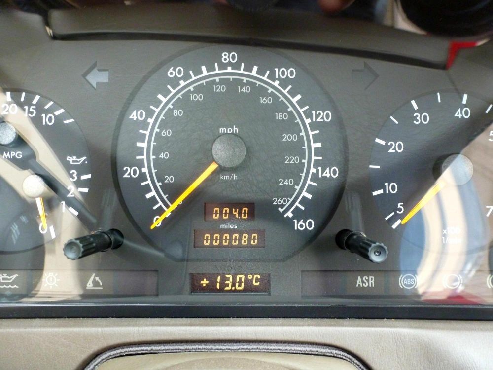 Mercedes-Benz SL500