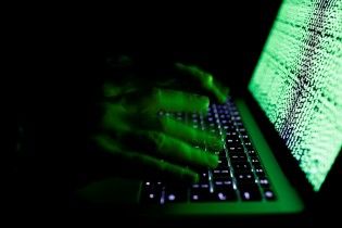 21 штат США зазнав атак з боку російських хакерів на виборах 2016 року