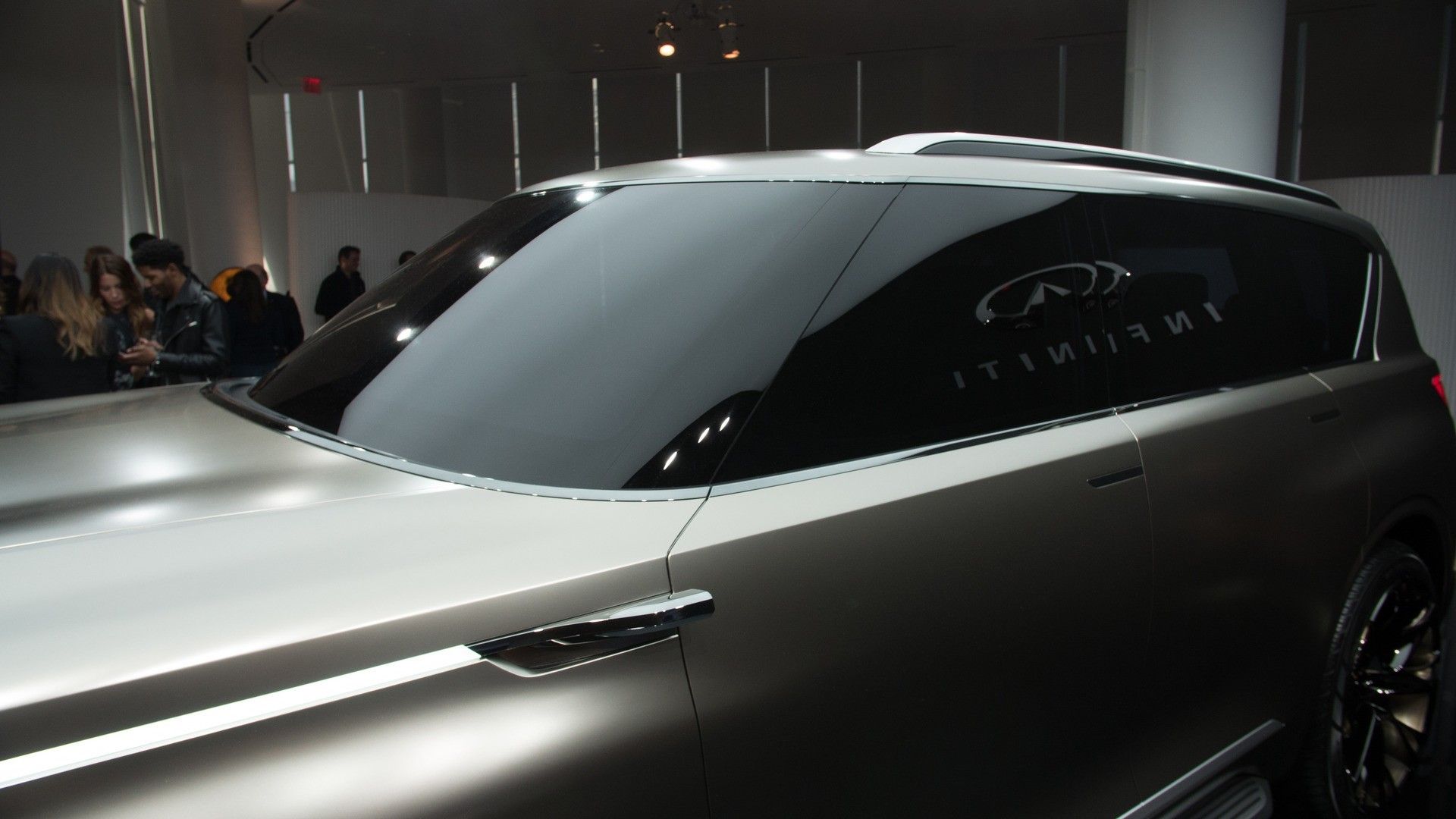 Infiniti QX80 Monograph