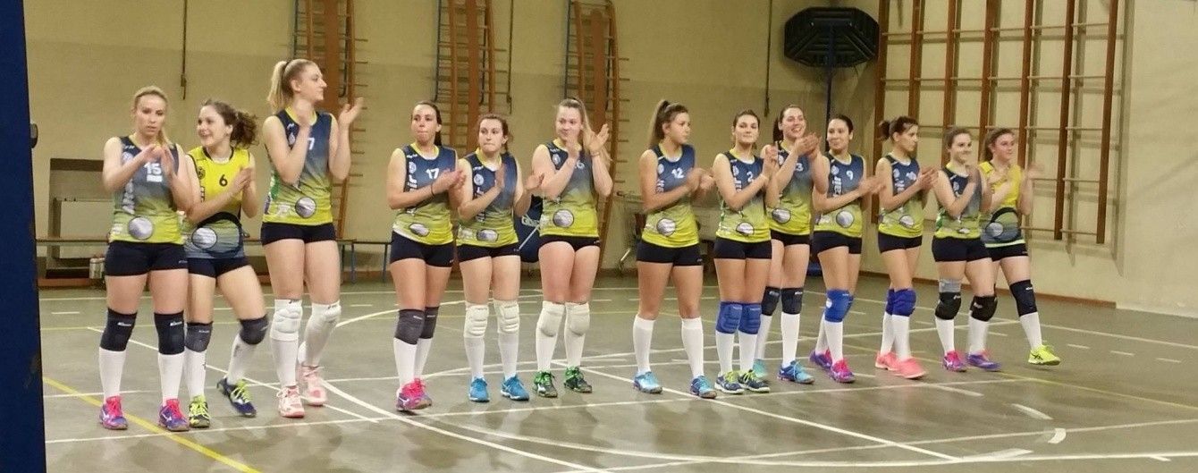 Італійські волейболістки зняли з себе труси після перемоги в чемпіонаті