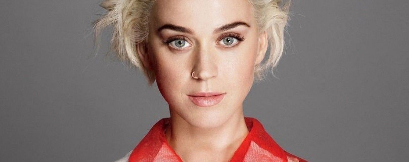 В ярких нарядах и новом образе: Кэти Перри в фотосессии для Vogue