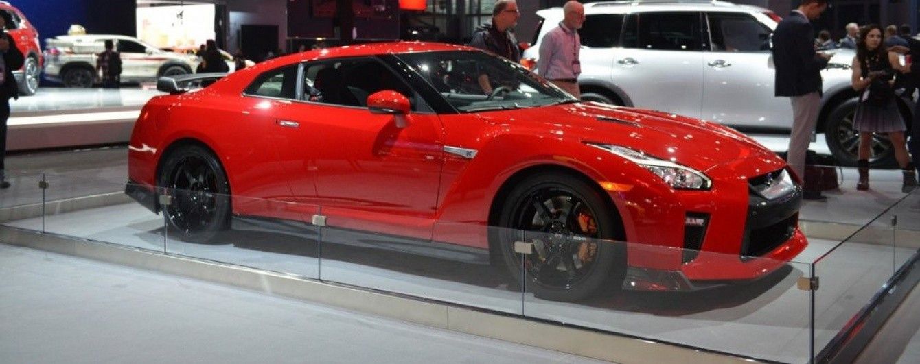 Японцы привезли в Нью-Йорк особый Nissan GT-R Track Edition