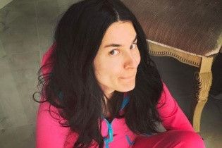 Пока няня в отпуске: Маша Ефросинина показала, как занимается спортом с ребенком