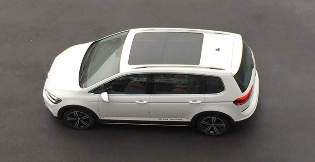 Volkswagen Cross Touran L