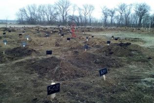 Під Донецьком з'явилося 83 безіменні могили - Бірюков