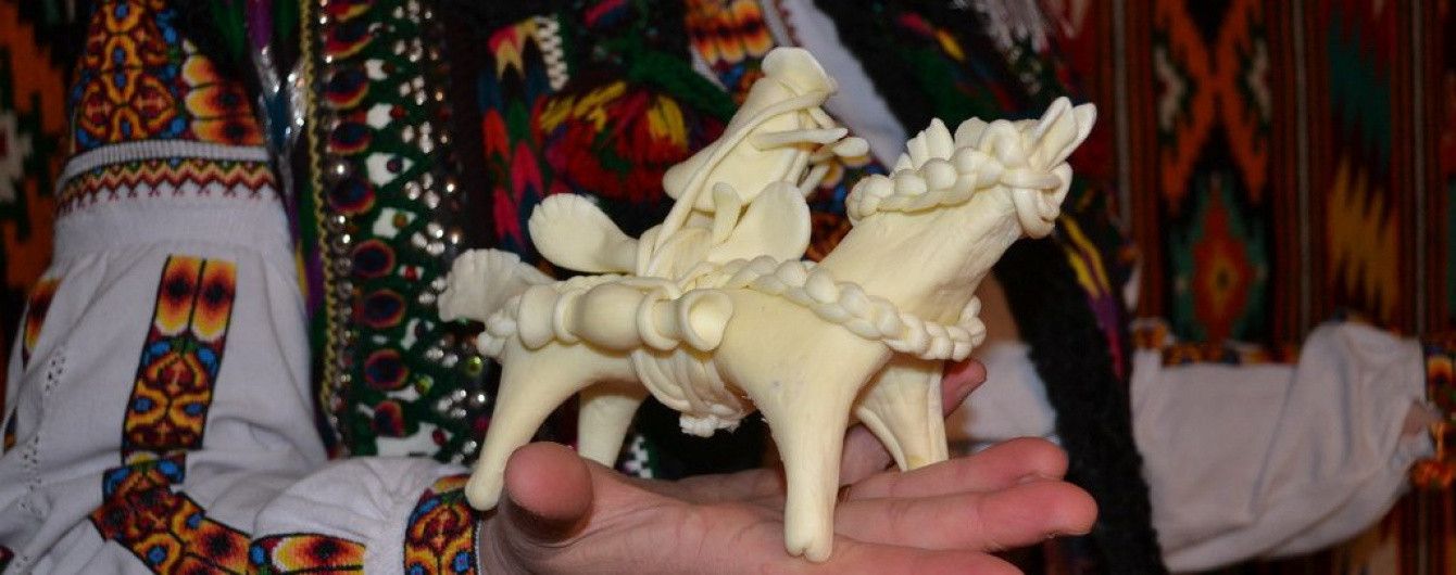 Великодні традиції Карпат: рецепт і легенда виготовлення сирних коників
