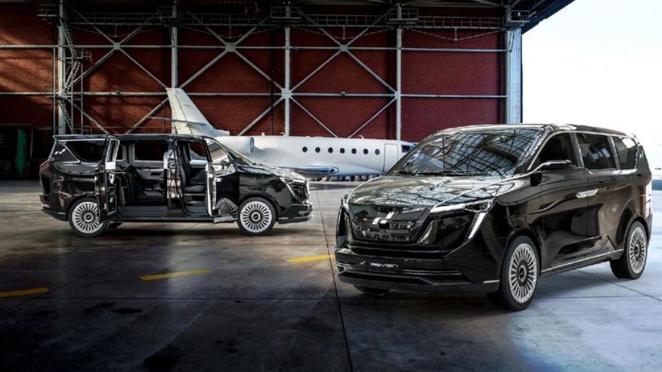 Iconiq 7