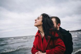 Джамала влаштувала романтичну фотосесію з нареченим у Вільнюсі