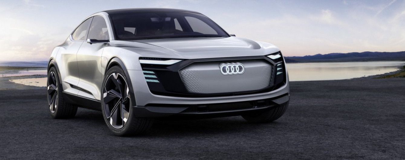 Audi показала купеобразный электрический кроссовер