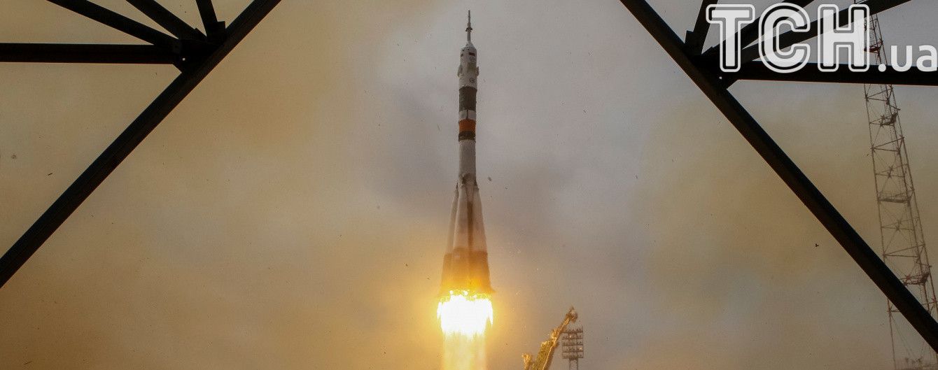 Корабель "Союз" пристикувався до космічної станції
