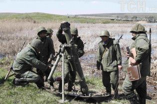 Неспокійна ніч на Донбасі. Бойовики стріляли по всіх напрямках, один військовий загинув