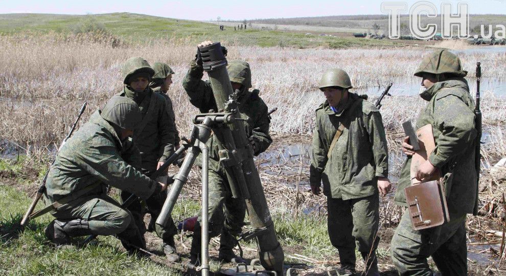 Неспокійна ніч на Донбасі. Бойовики стріляли по всіх напрямках, один військовий загинув