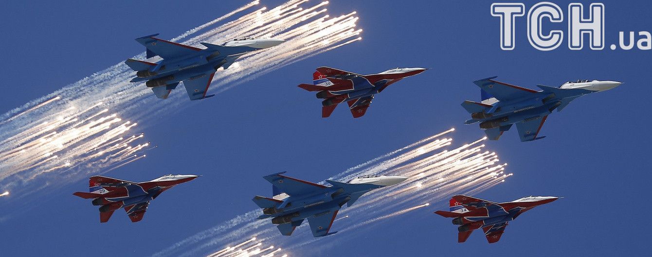 Міноборони РФ показало відео з тренувань винищувачів перед парадом до 9 травня