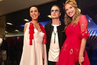 Джамала похизувалася розкішною сукнею, у якій виступила на відкритті "Євробачення-2017"