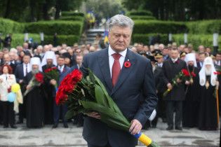 "Ми наростили м'язи і стали сильнішими". Порошенко запевнив у перемозі України у війні