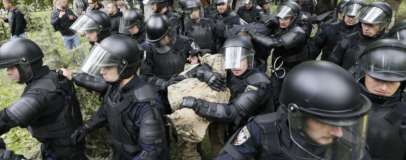 Проблемное 9 мая: в Украине дрались в городах на юге и востоке