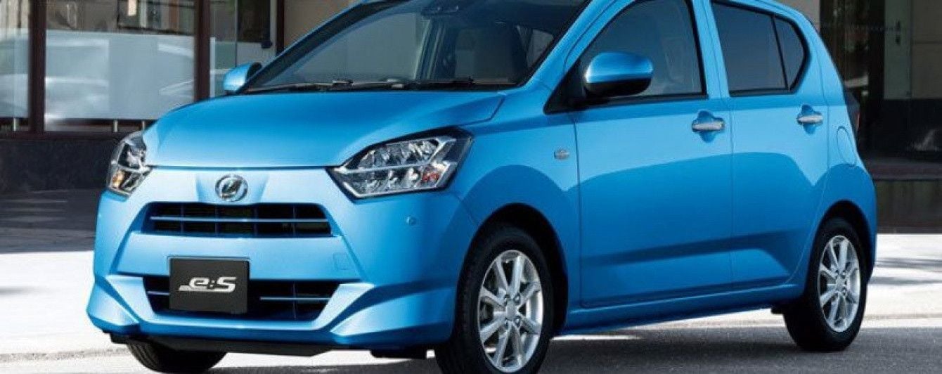 Daihatsu вывела на рынок новое поколение Mira e:S