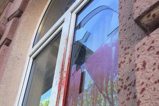 Во Львове неизвестные бросили в офис "Свободы" коктейль Молотова