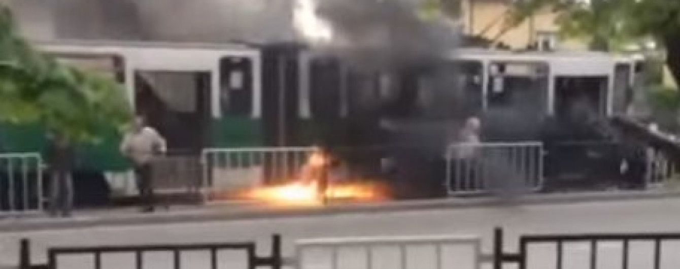 Во Львове прямо во время движения загорелся отремонтированный трамвай