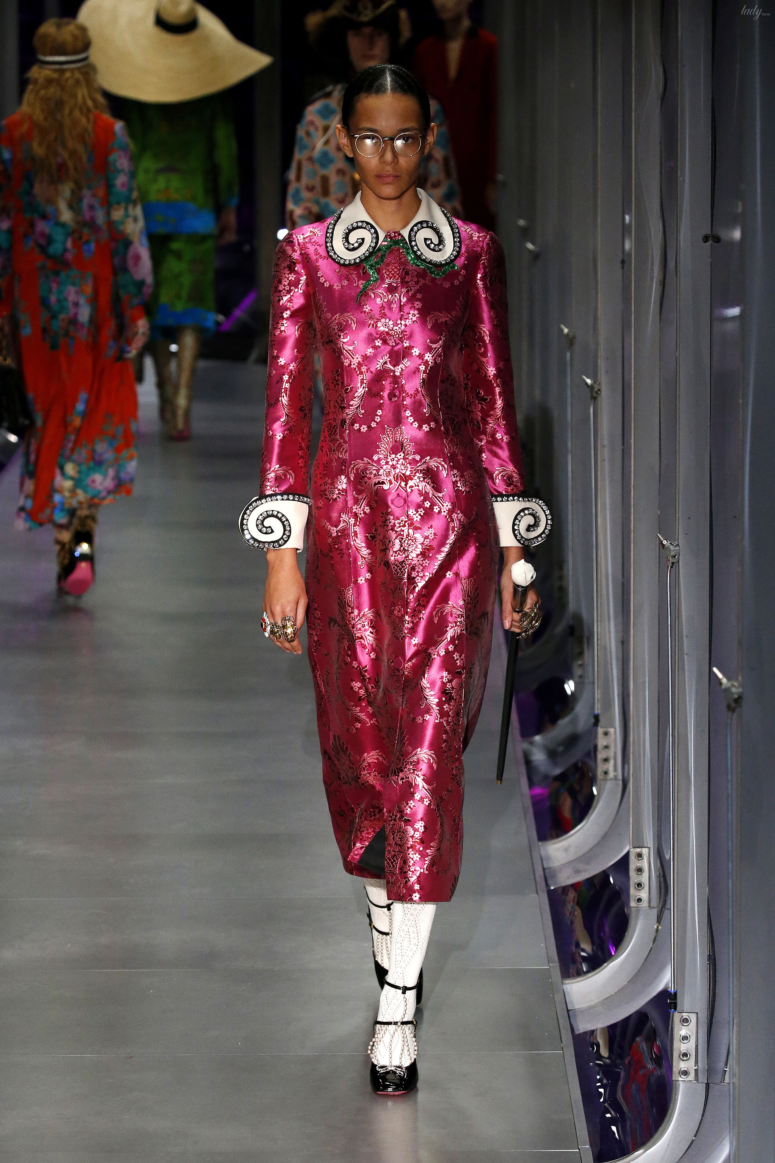 Коллекция Gucci прет-а-порте сезона осень-зима 2017-2018